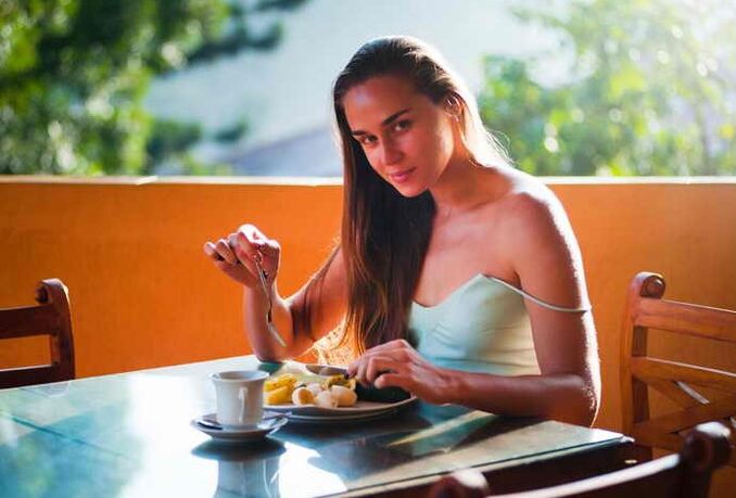 L'application d'un rôle dans la perte de poids a une nutrition